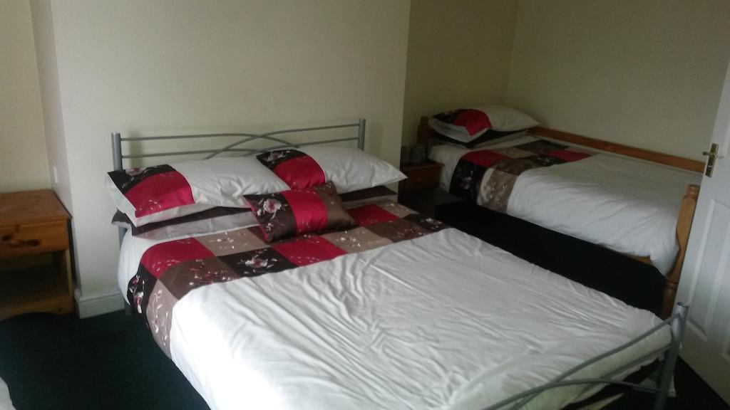 The Friar Tucks Hotel Gloucester Kamer foto