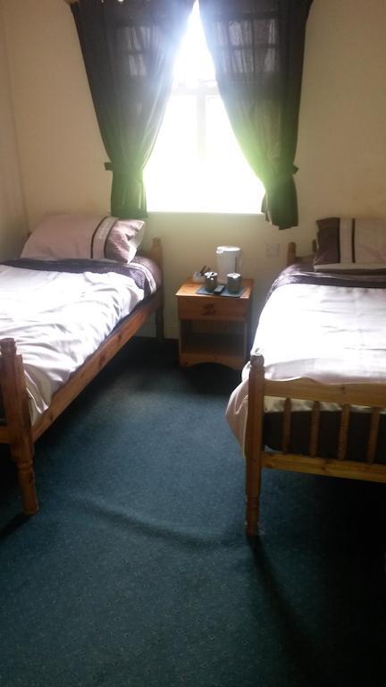 The Friar Tucks Hotel Gloucester Kamer foto