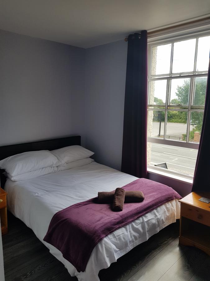 The Friar Tucks Hotel Gloucester Buitenkant foto